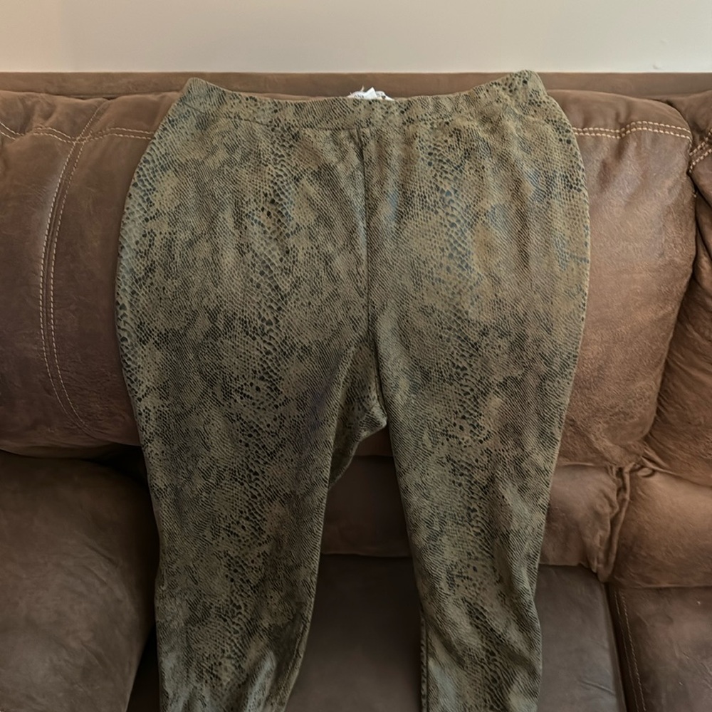 Snakeskin Printed Leggings